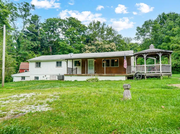 7586 Concord Rd, Alexandria, OH 43001