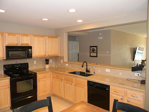 4th image of 44951 W Bahia Dr