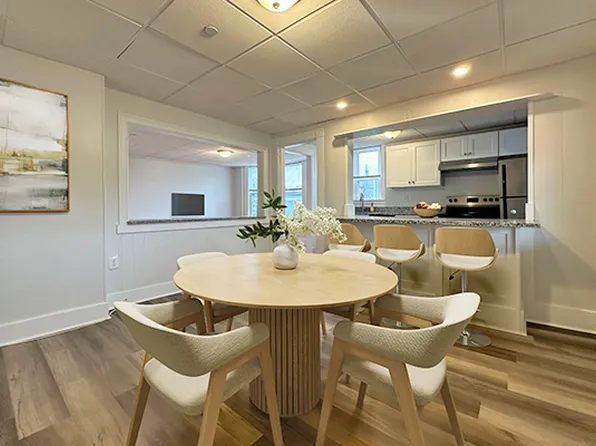278 Cabot St #5, Beverly, MA 01915