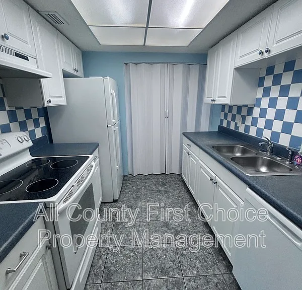 11415 8th Way N #608 — Photo 3