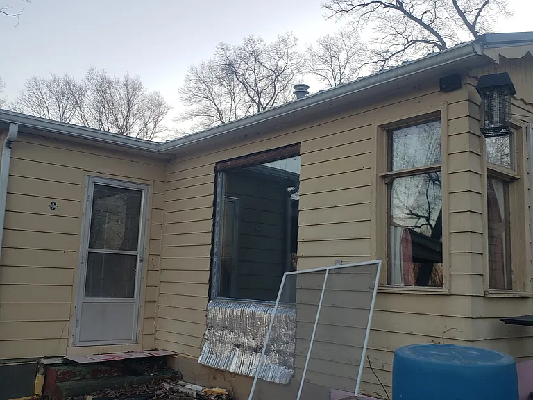 14556 N 300 E — Photo 6