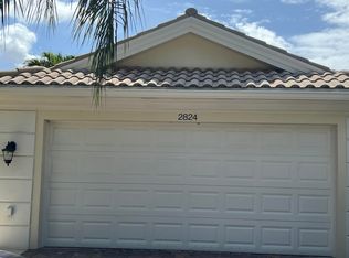 2824 Rio Claro Dr N, Wellington, FL 33414