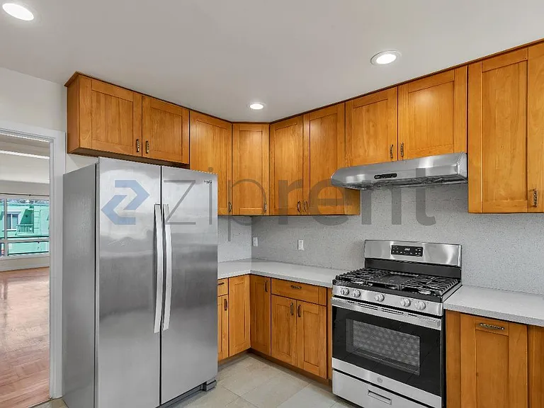 1667 47th Ave — Photo 13