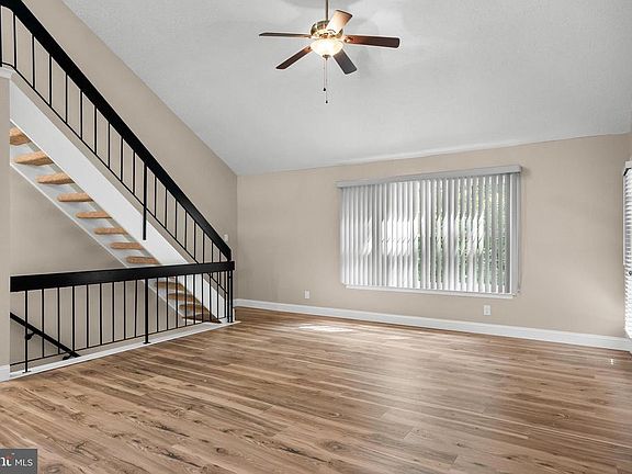 4th image of 704B Harwood Ct