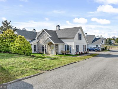 302 Clarks Way #302, York, PA, 17403