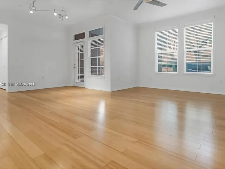 502 Water St #502 — Photo 1