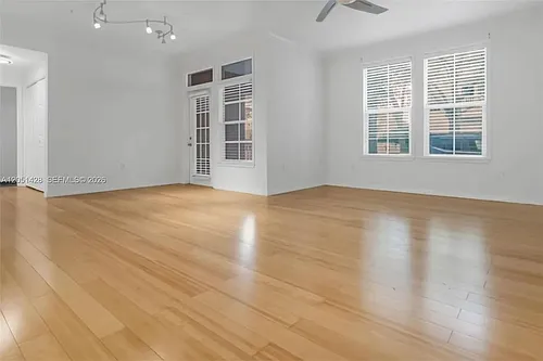 502 Water St #502 Photo 1