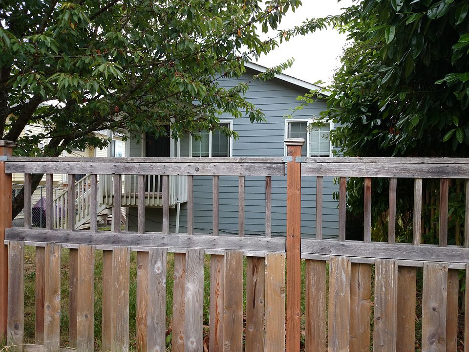 1st image of 5324 32nd Ave S