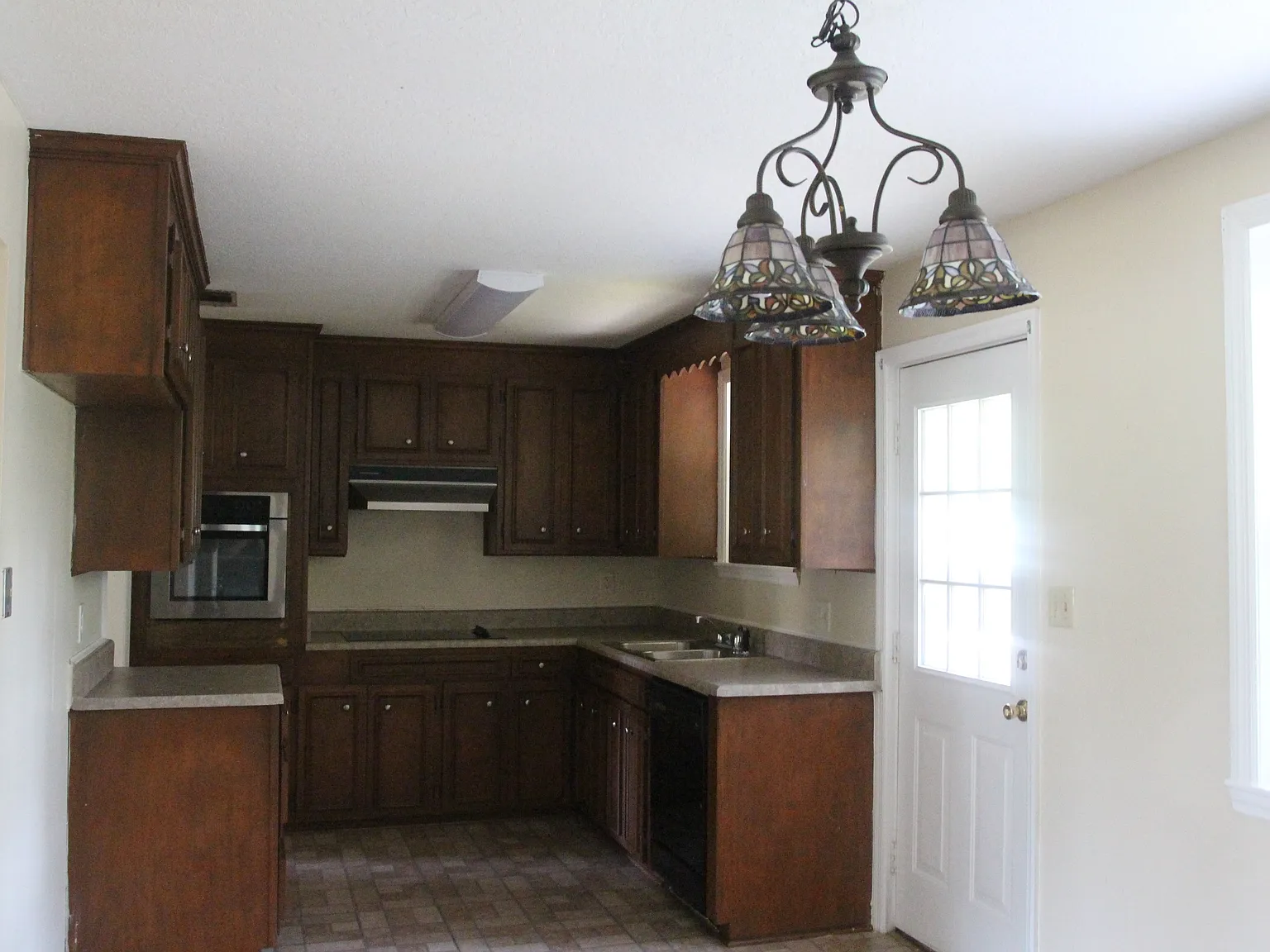 Gary Avenue 1305 - 1 — Photo 4