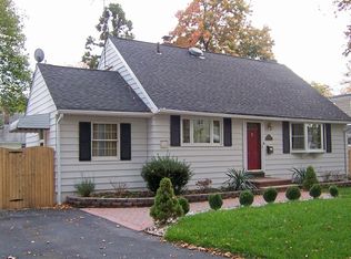 817 Riffle Ave, Rahway, NJ 07065