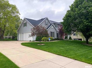 5210 Remington Rd, Bettendorf, IA 52722