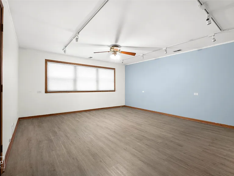 7218 W 110th Pl — Photo 7