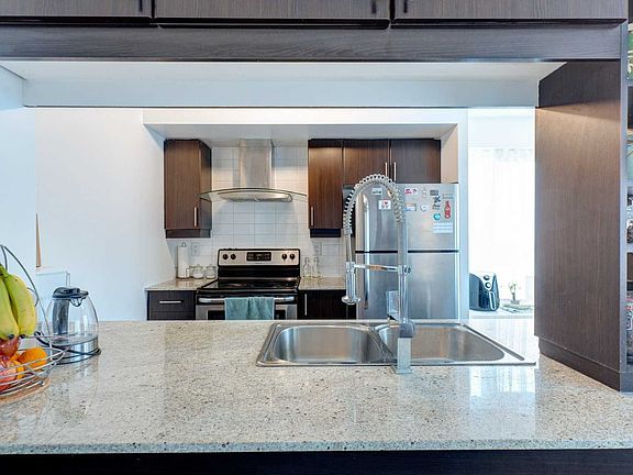 5th image of 190 Borough Dr #2508