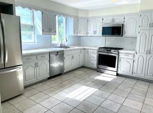 381 Palmer Ave APT 1, Mamaroneck, NY 10543