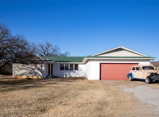 1663 S Newport Rd, Lone Grove, OK 73443