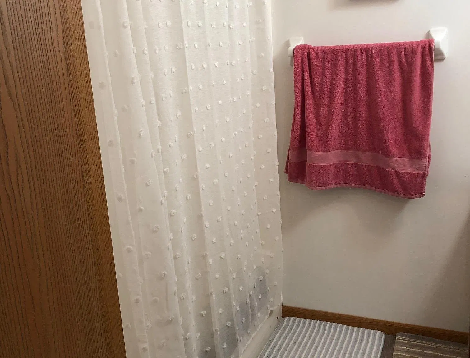 3 bed, 1278 sqft, $2,400 — Photo 3
