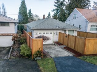 1216 NE 97th St, Seattle, WA 98115