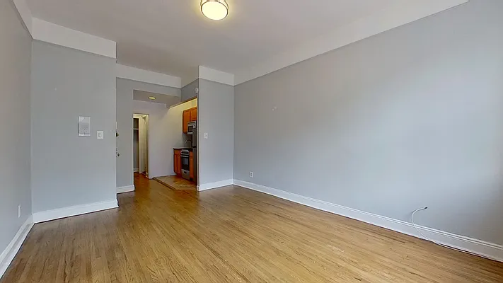 Rented by Compass | media 10