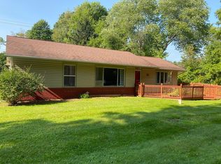 9169 Maltby Rd, Brighton, MI 48116
