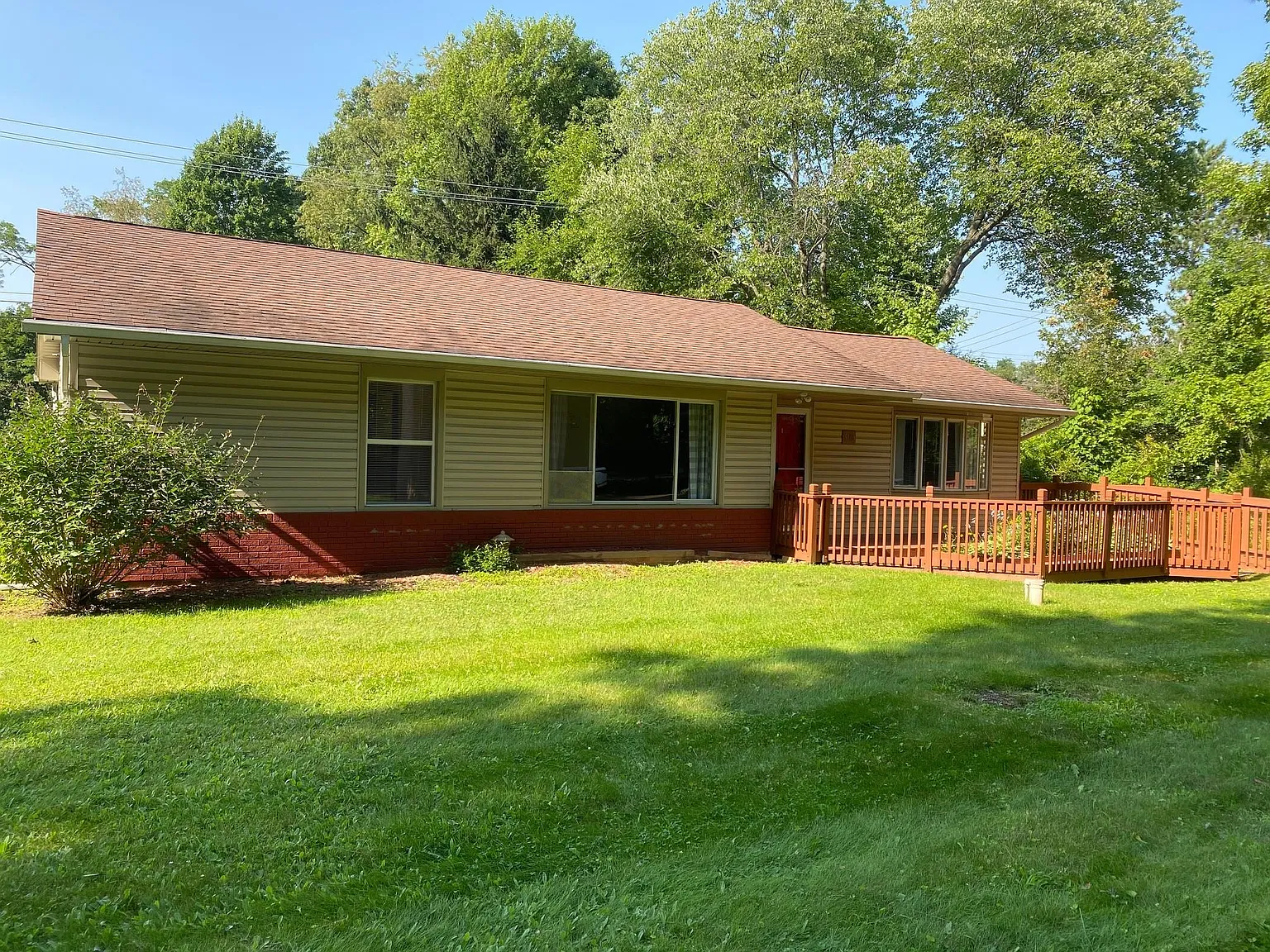 9169 Maltby Rd photo 1
