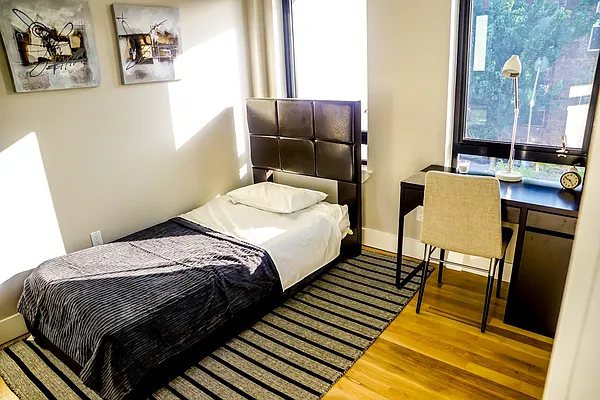 Rented by City View Living | media 31