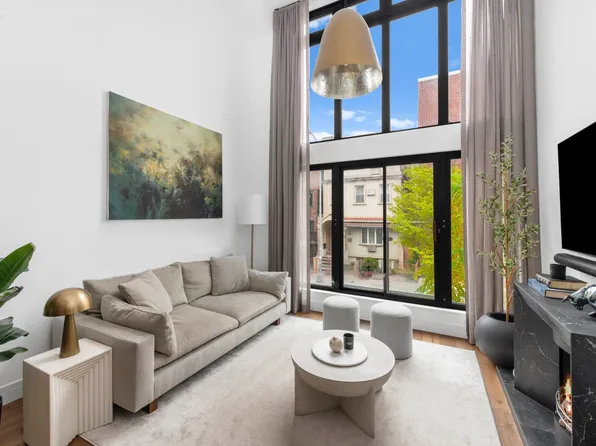 273 Manhattan Avenue image 1 of 13