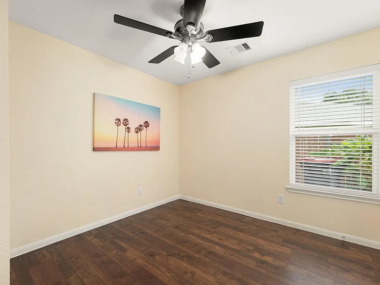 15906 Arapaho Bend Ln — Photo 16