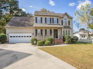 124 Bluffs Dr, Colonial Heights, VA 23834