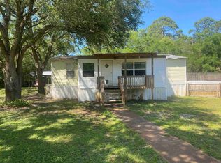 92 Koch St, Panacea, FL 32346