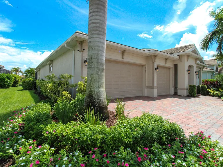 14849 Windward Ln — Photo 12