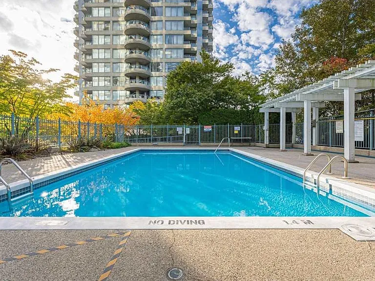 13383 108th Ave #1106 — Photo 1