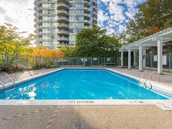 13383 108th Ave #1106, Surrey, BC V3T 5T6