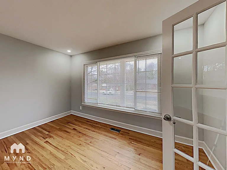 7316 Woodstream Dr — Photo 9