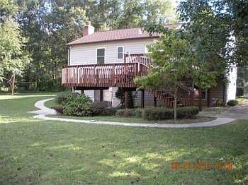 2nd image of 8708 Lindendale Dr