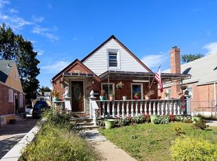 18329 Brinkerhoff Ave FLOOR 1&2, Saint Albans, NY 11412