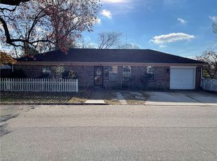 3825 Santos St, Norfolk, VA 23513