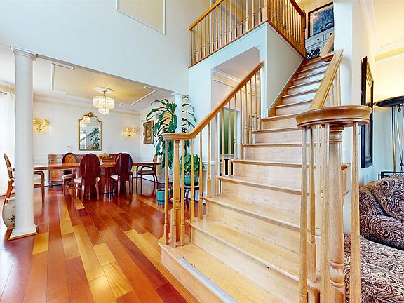 3rd image of 9 Brielle Ave