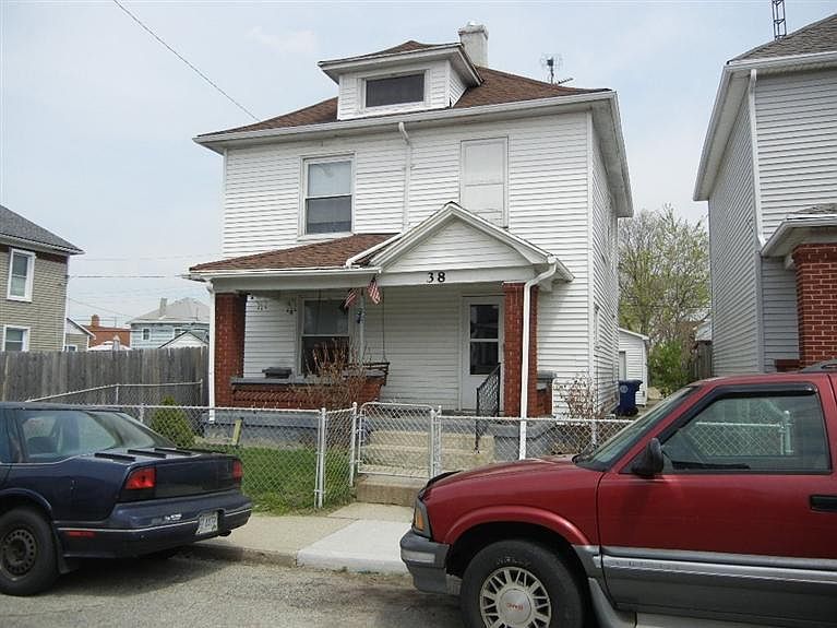 1st image of 38 York Ave