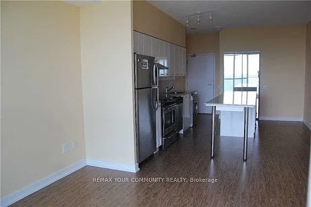 2 bed, $2,400 — Photo 2