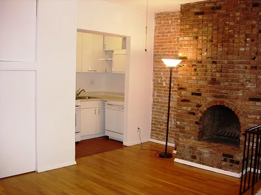 Rented by United Realty Equities | media 3