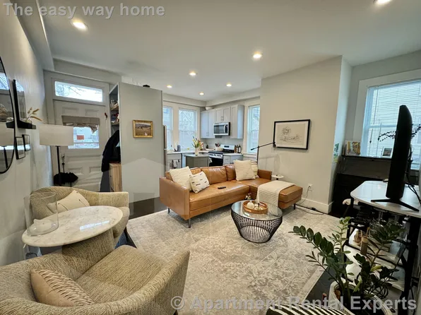 77 Kinnaird St #1, Cambridge, MA 02139