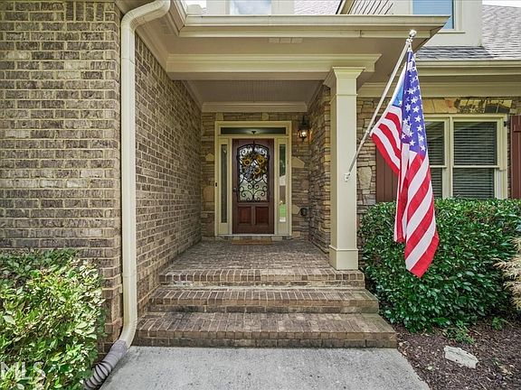 3rd image of 104 Glenmill Way