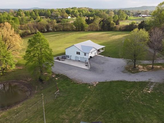 2nd image of 195 Wildlife Rd