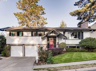 7720 SW Hillcrest Pl, Beaverton, OR 97008