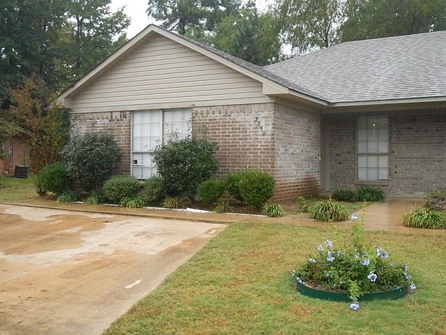 1st image of 2330 Red Branch Dr