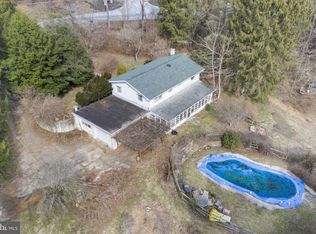 307 Hillendale Rd, Avondale, PA 19311