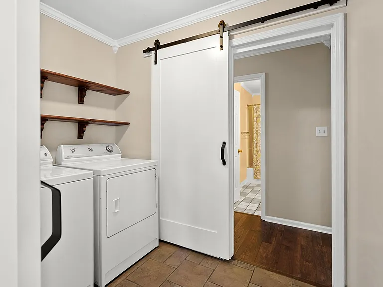 3338 Pinewood Dr — Photo 13