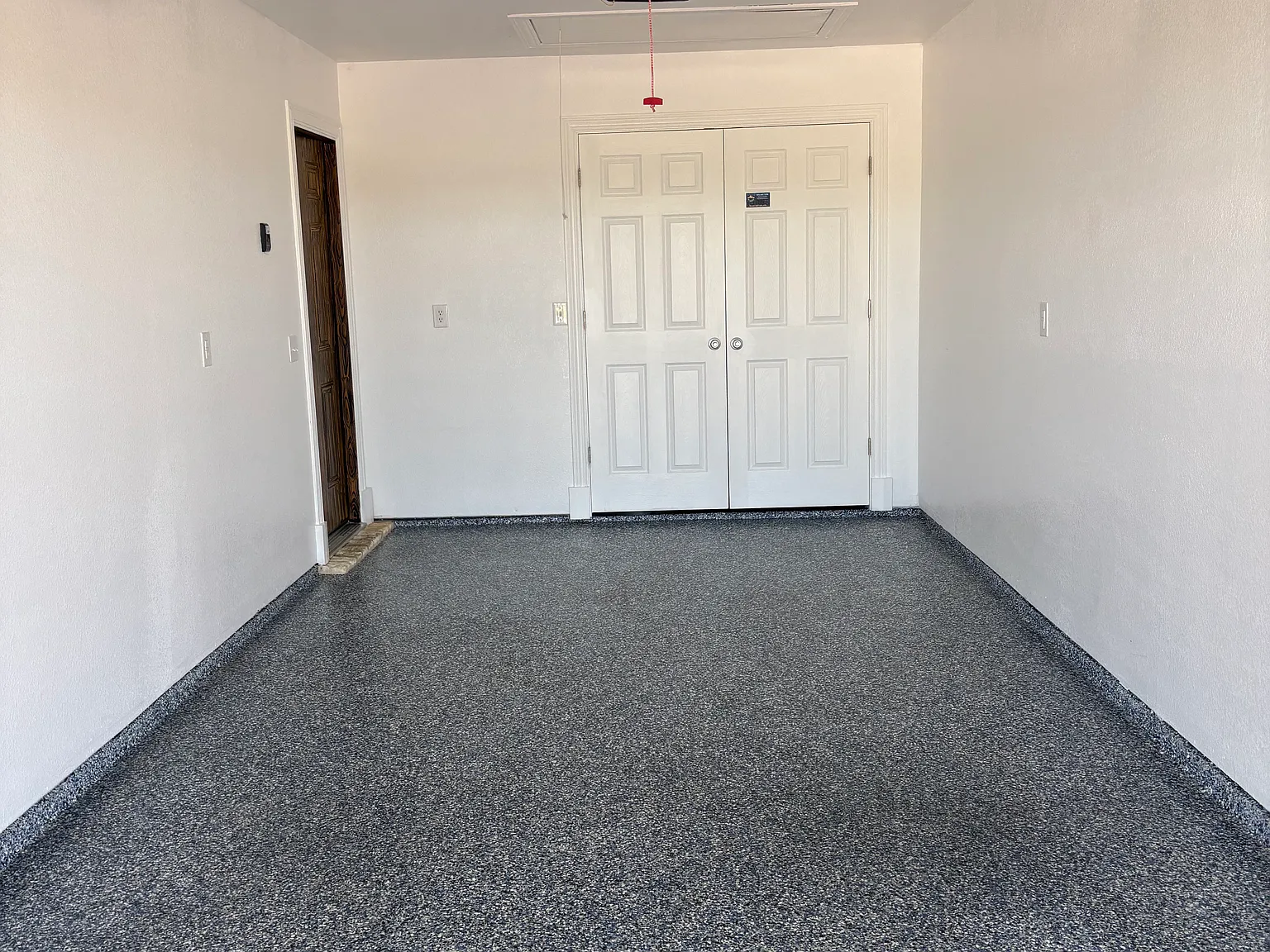3 bed, 1156 sqft, $1,700 — Photo 3