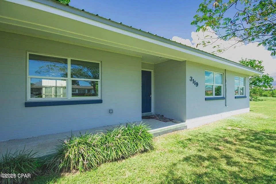 3 bed, 1588 sqft, $2,250 — Photo 2