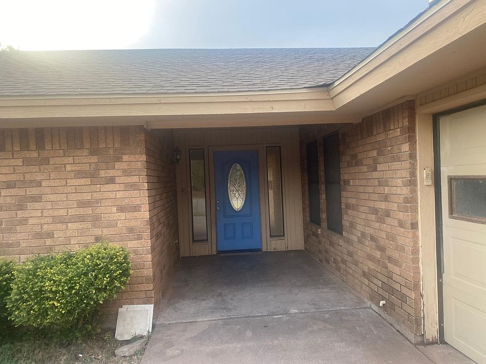 1st image of 3026 Woodway Cir